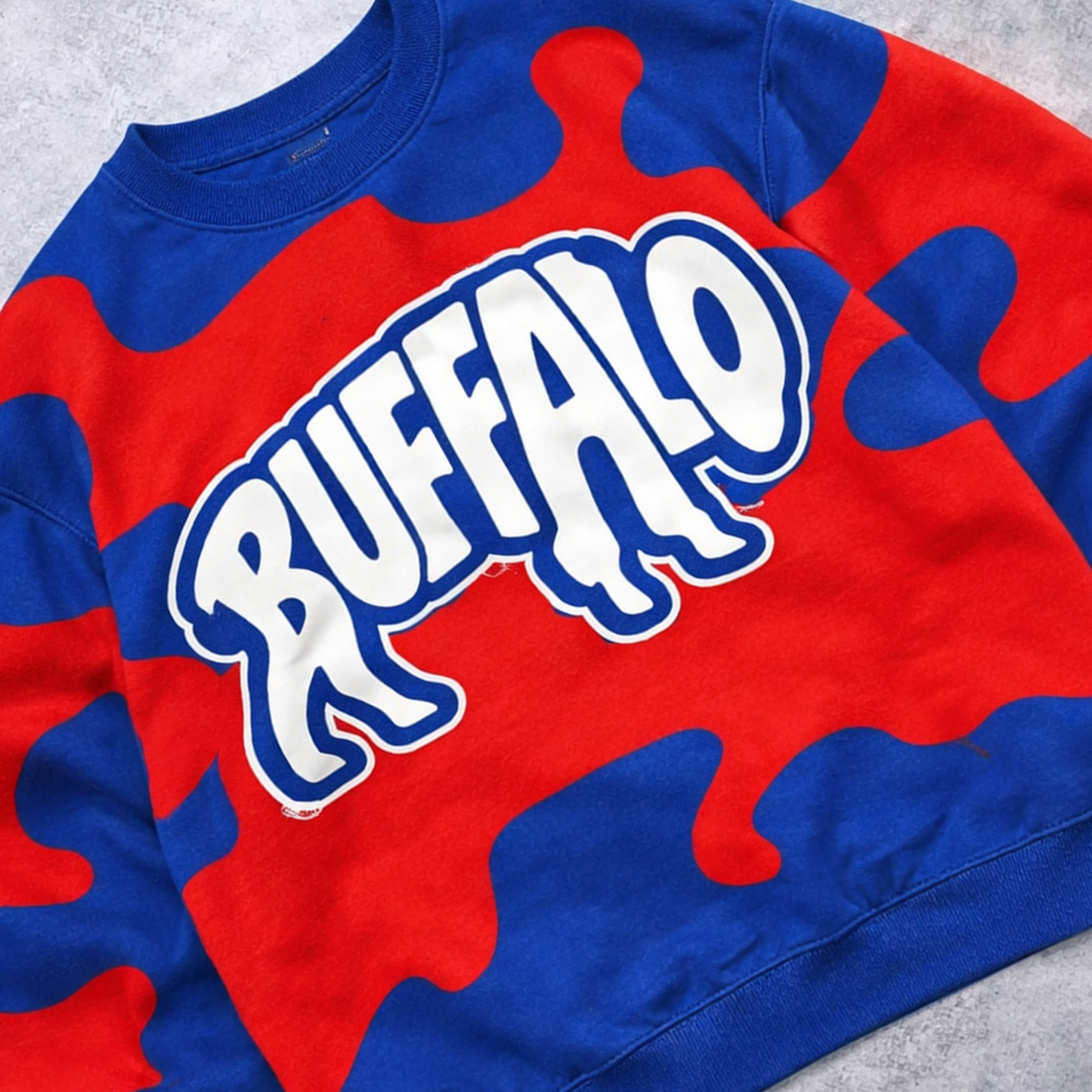 'BUFFALO CHARGE' SWEATSHIRT (XXL)
