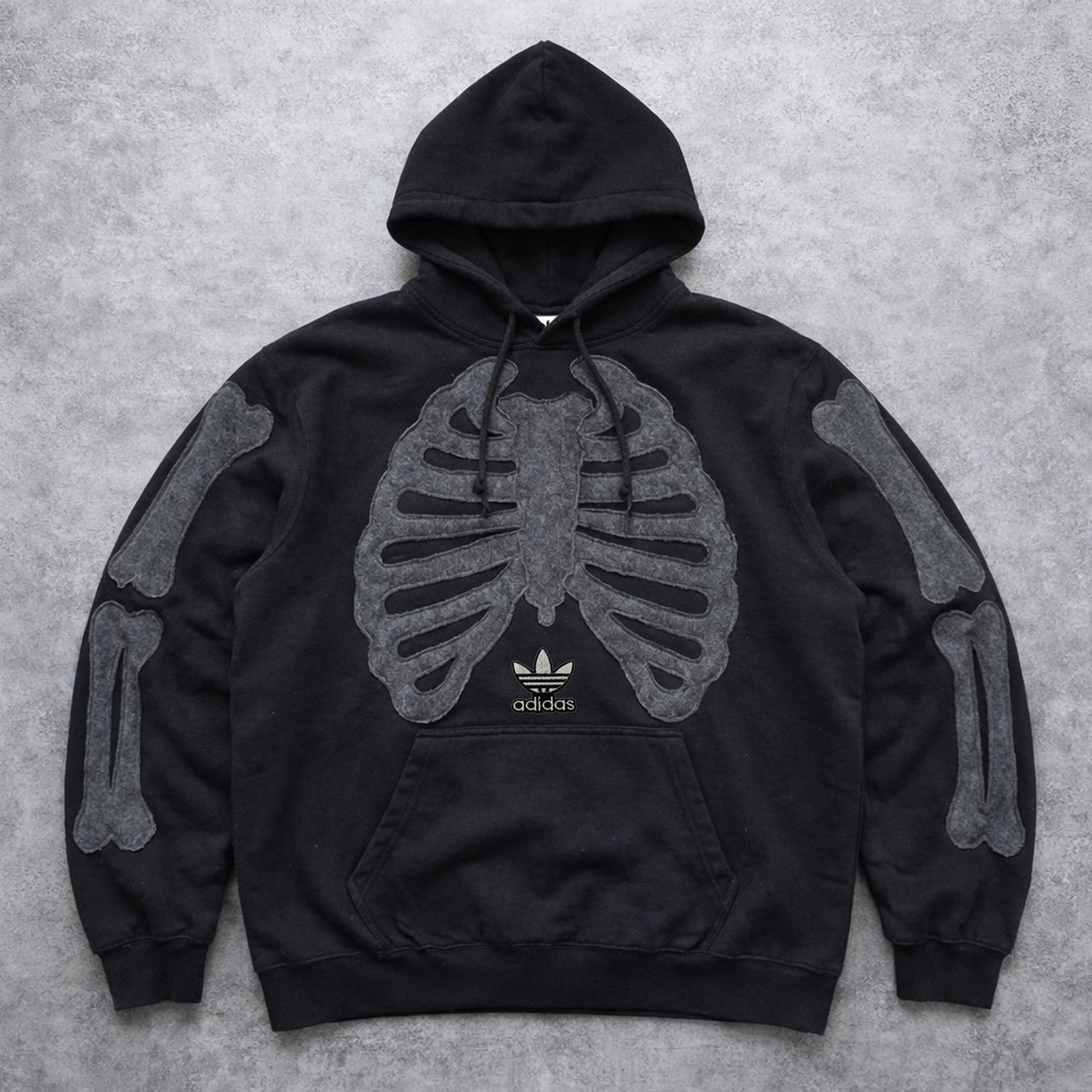 'CARBON BONE' HOODIE (L)